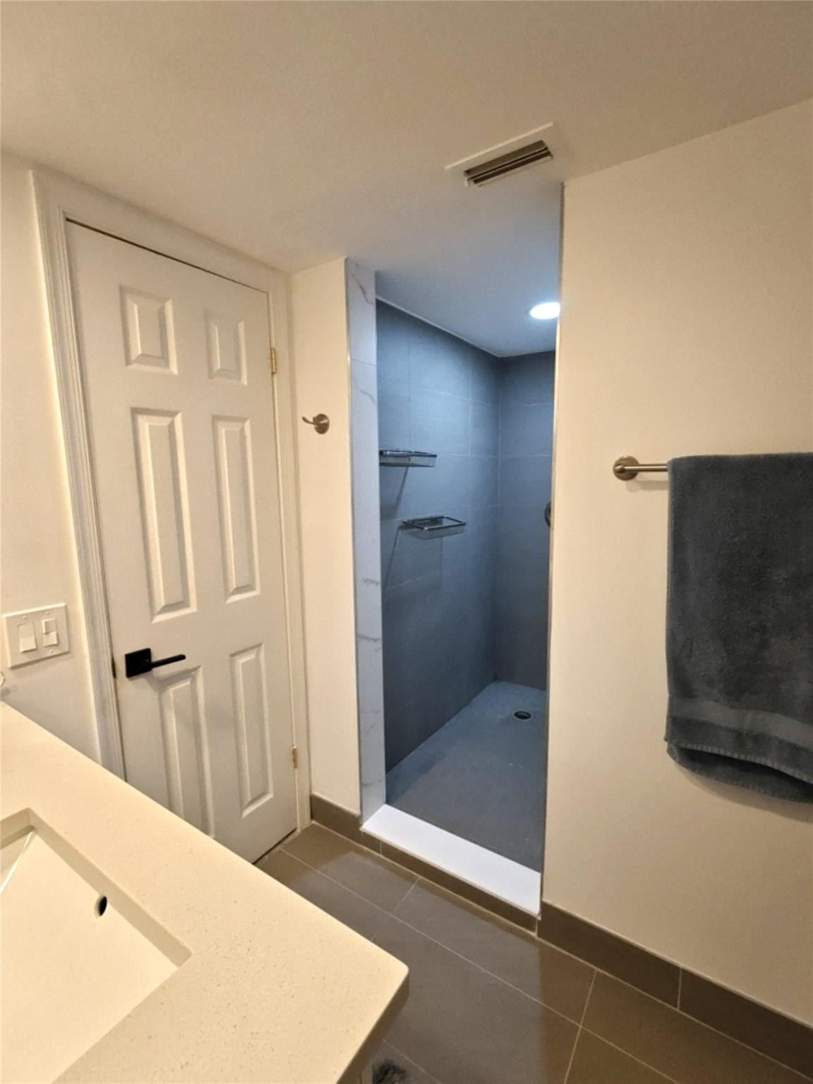 Ridgeview Towers Condo - Residential