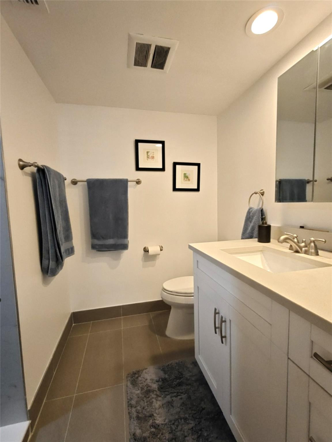 Ridgeview Towers Condo - Residential