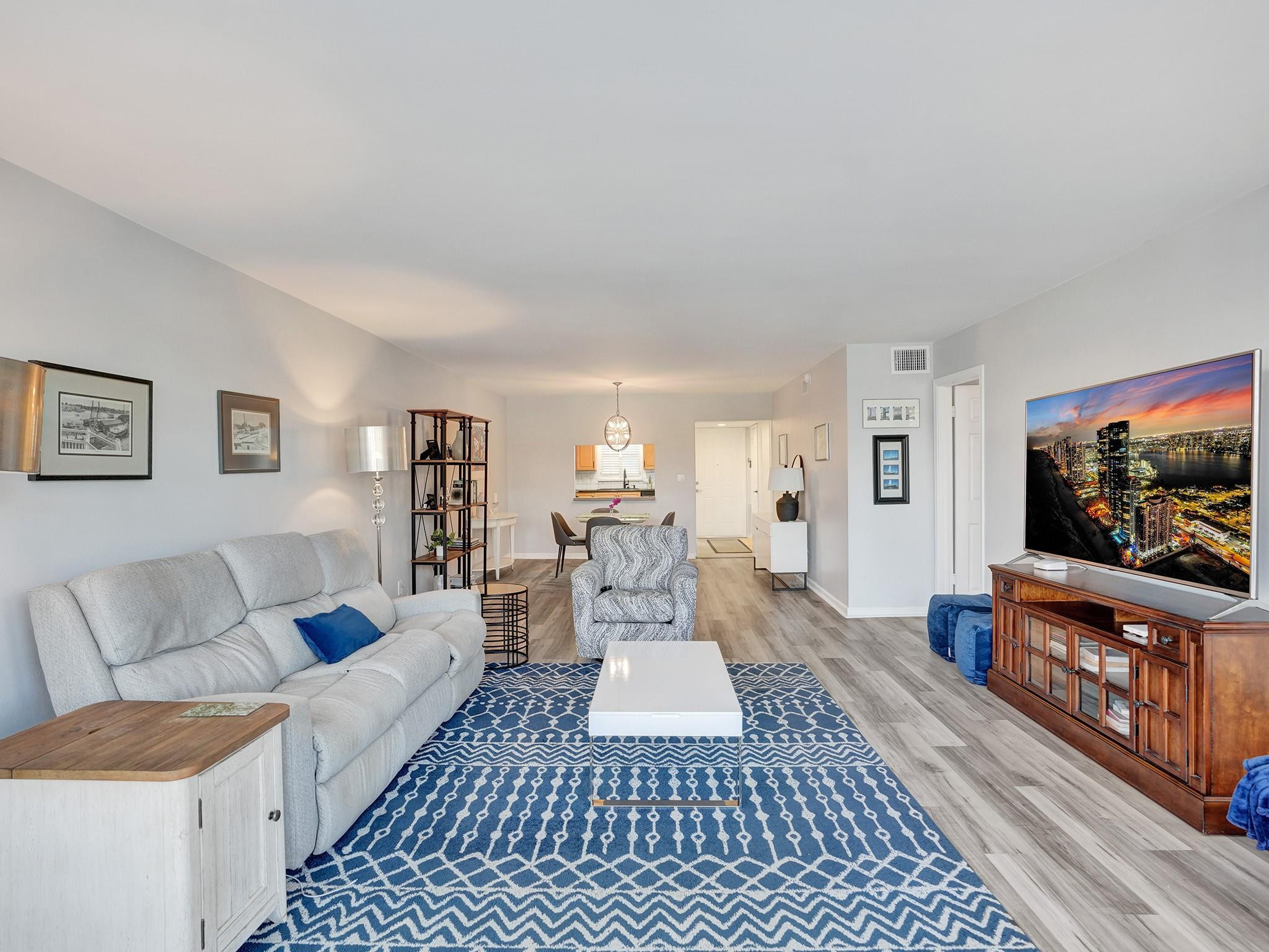 Ridgeview Towers Condo - Residential