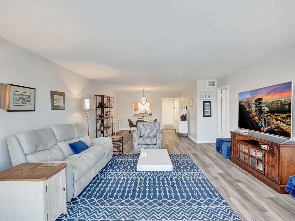 Photo of 3051 NE 48th Street #205, Fort Lauderdale, FL 33308 (MLS # F10555340)