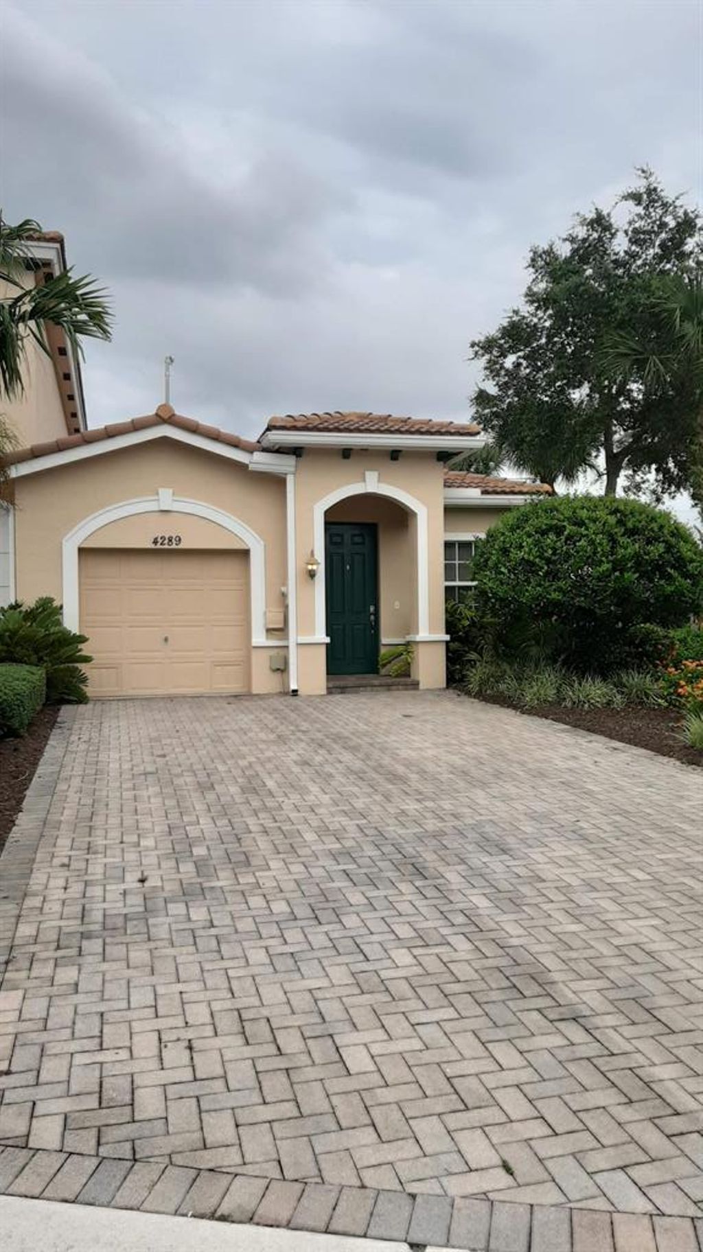 Photo of 4289 SW Pine Cove Court Ct, Stuart, FL 34997 (MLS # R10720444)