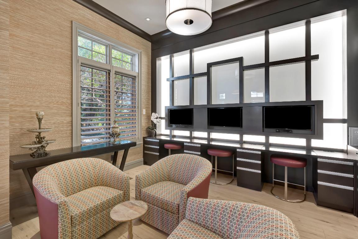 OLD PALM 3 - Residential