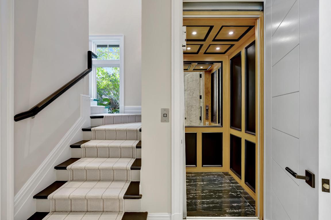 OLD PALM 3 - Residential