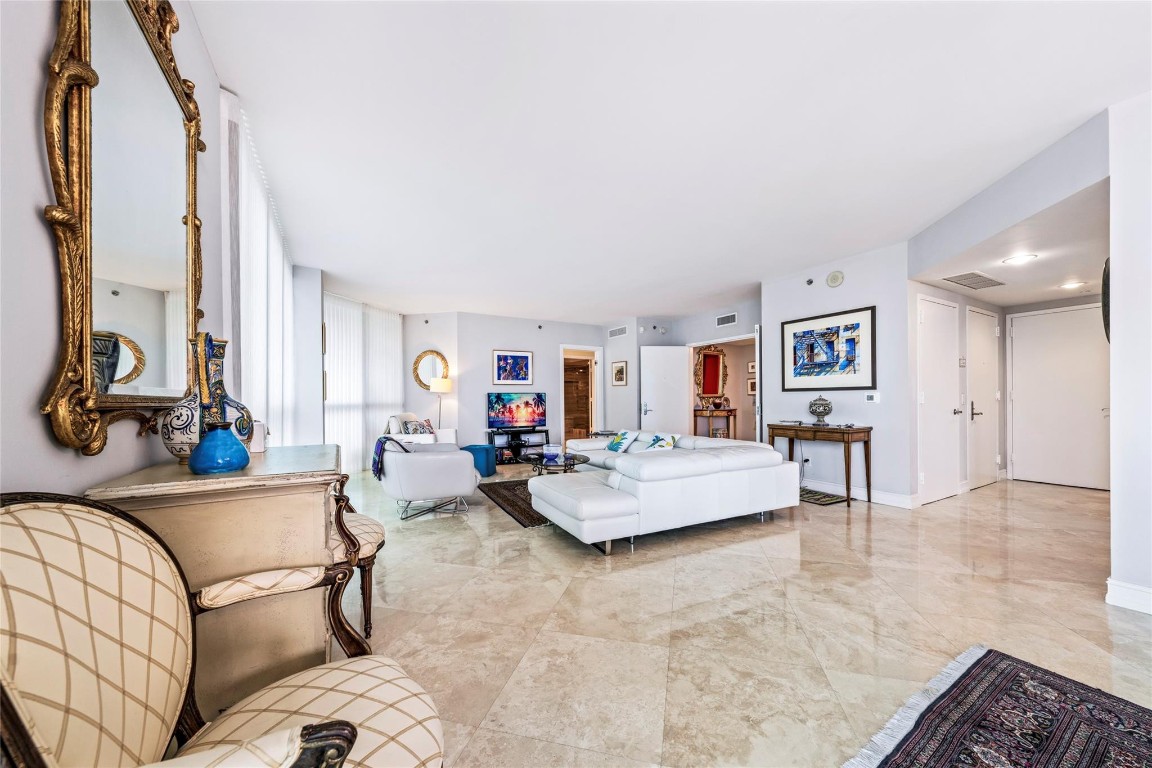 101 S Fort Lauderdale Beach Boulevard 706