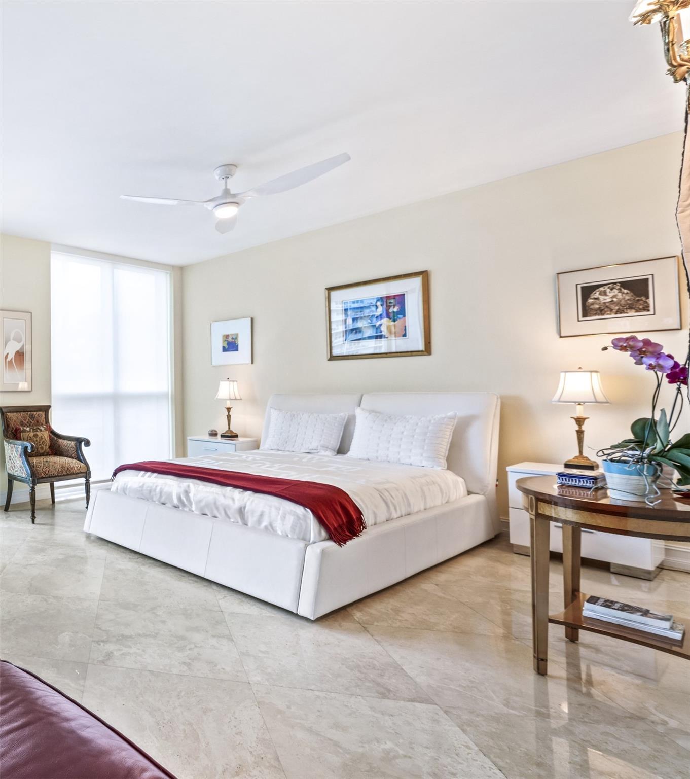 Las Olas Beach Club - Residential