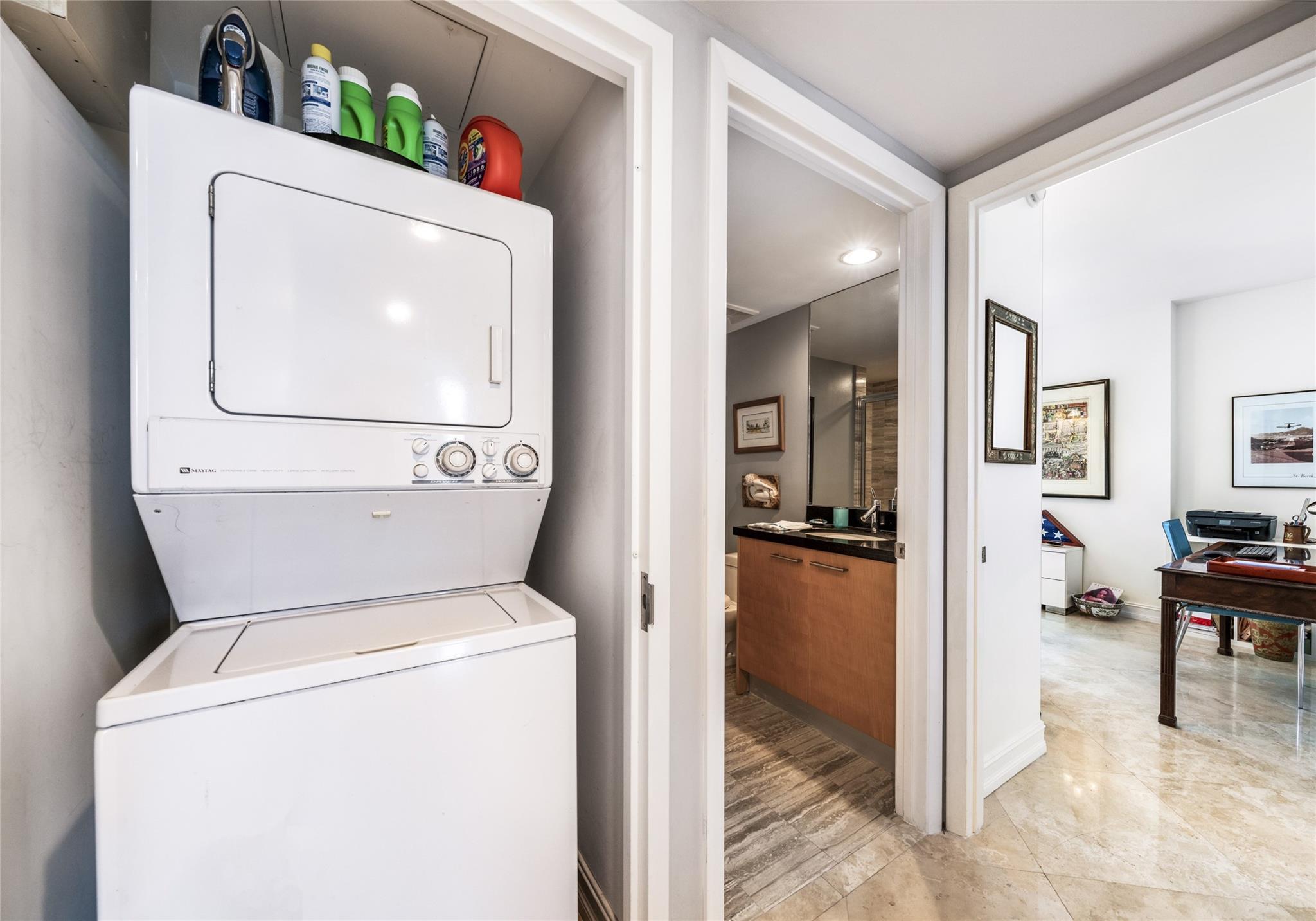 Las Olas Beach Club - Residential