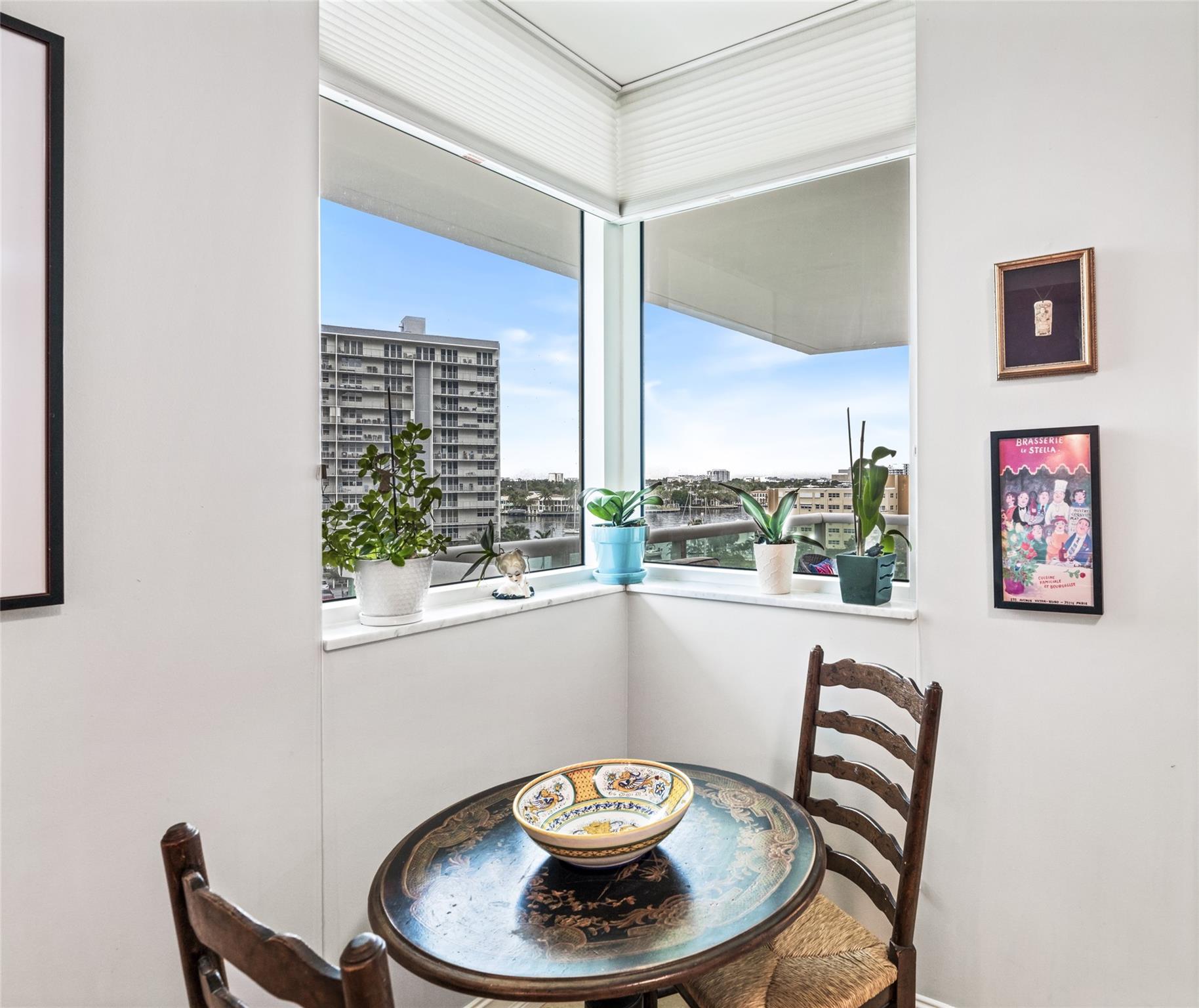 Las Olas Beach Club - Residential