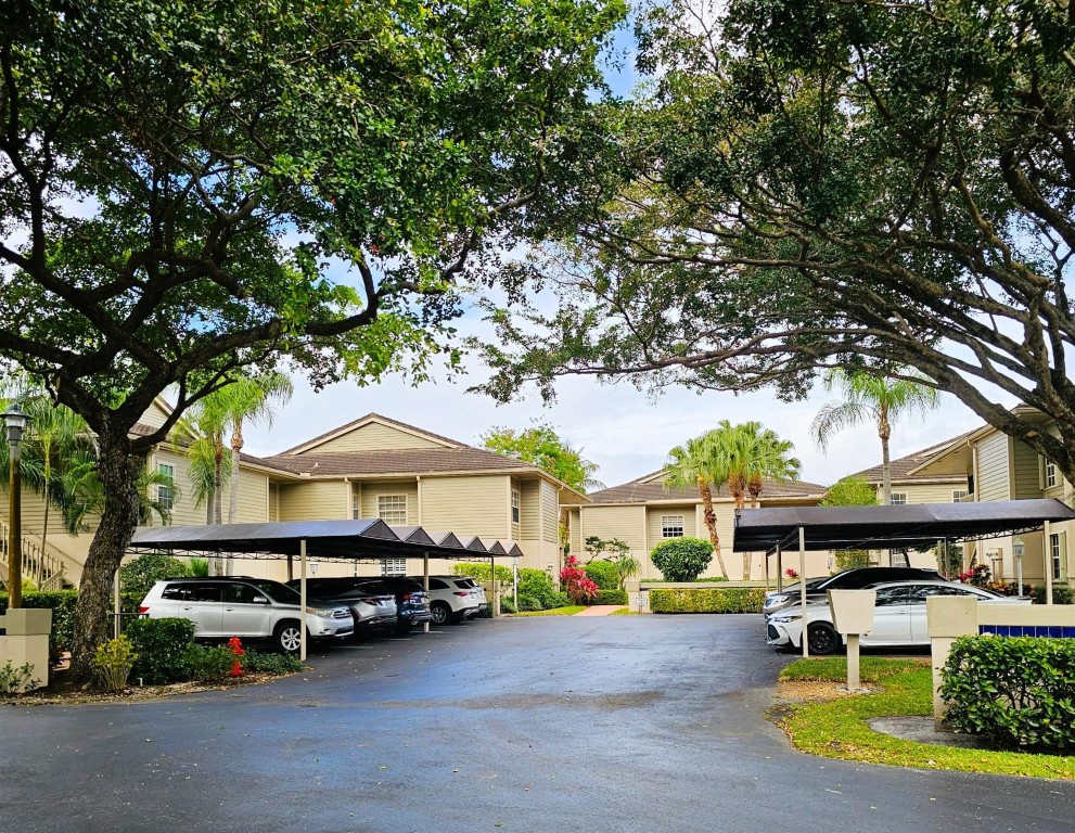 Boca Pointe - Residential