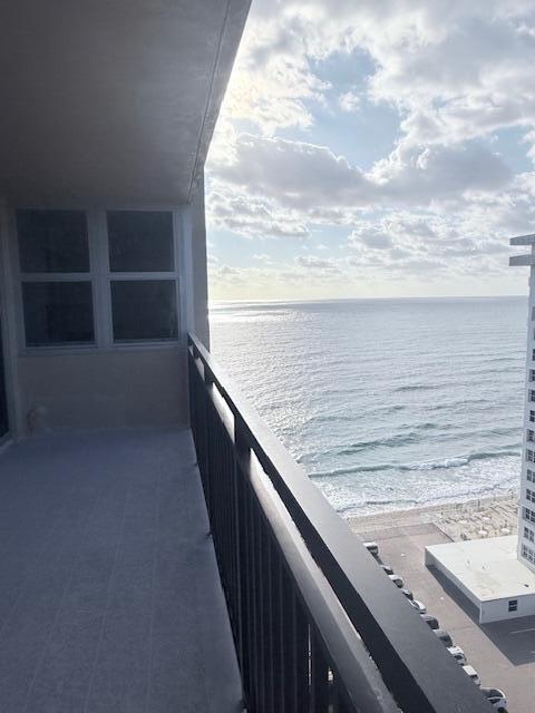 CLOISTER DEL MAR CONDO - Residential