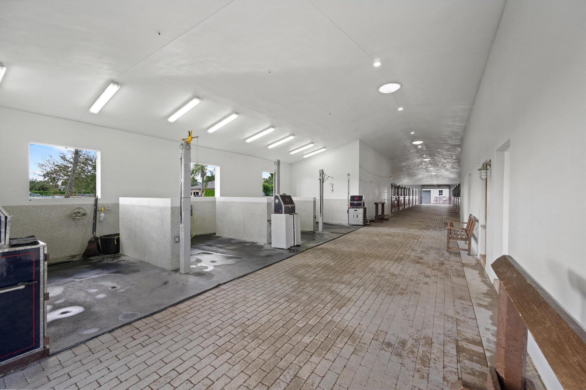 SADDLE TRAIL PARK OF WELL - Residential