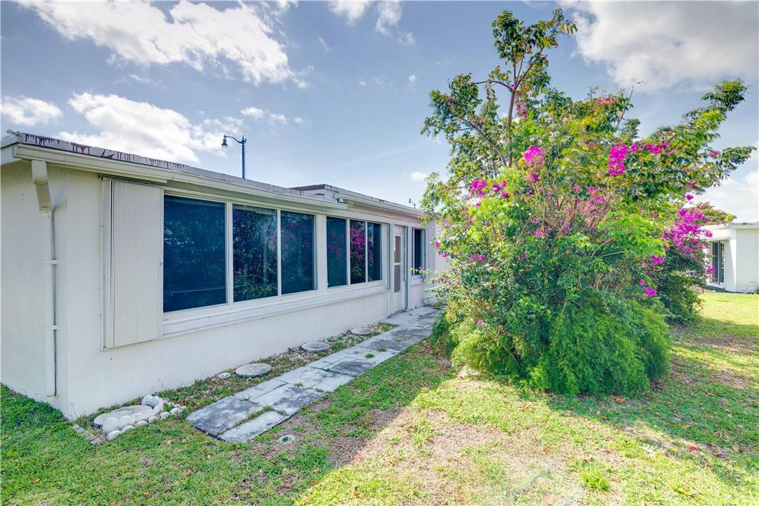 Leisureville Third Sec 65 - Residential