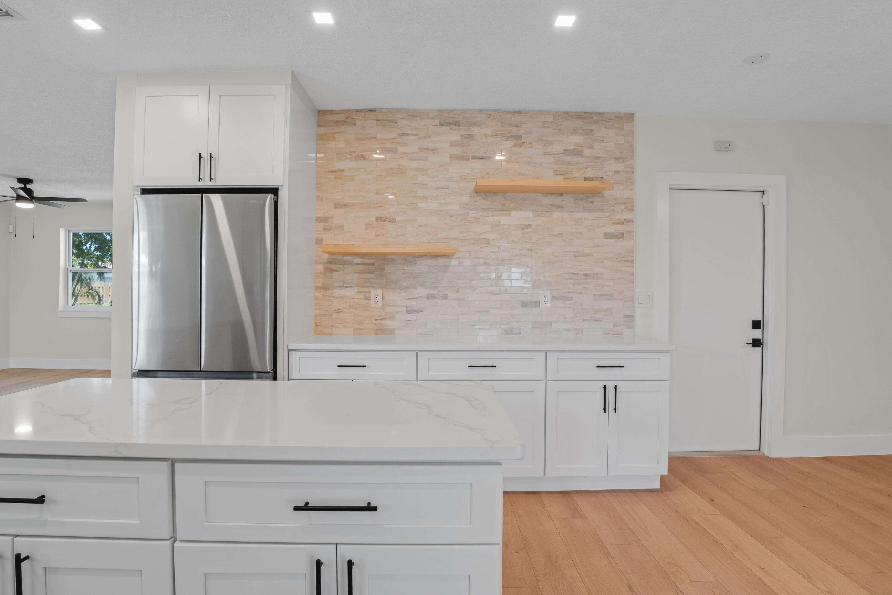 DELRAY SHORES FIRST ADD - Residential