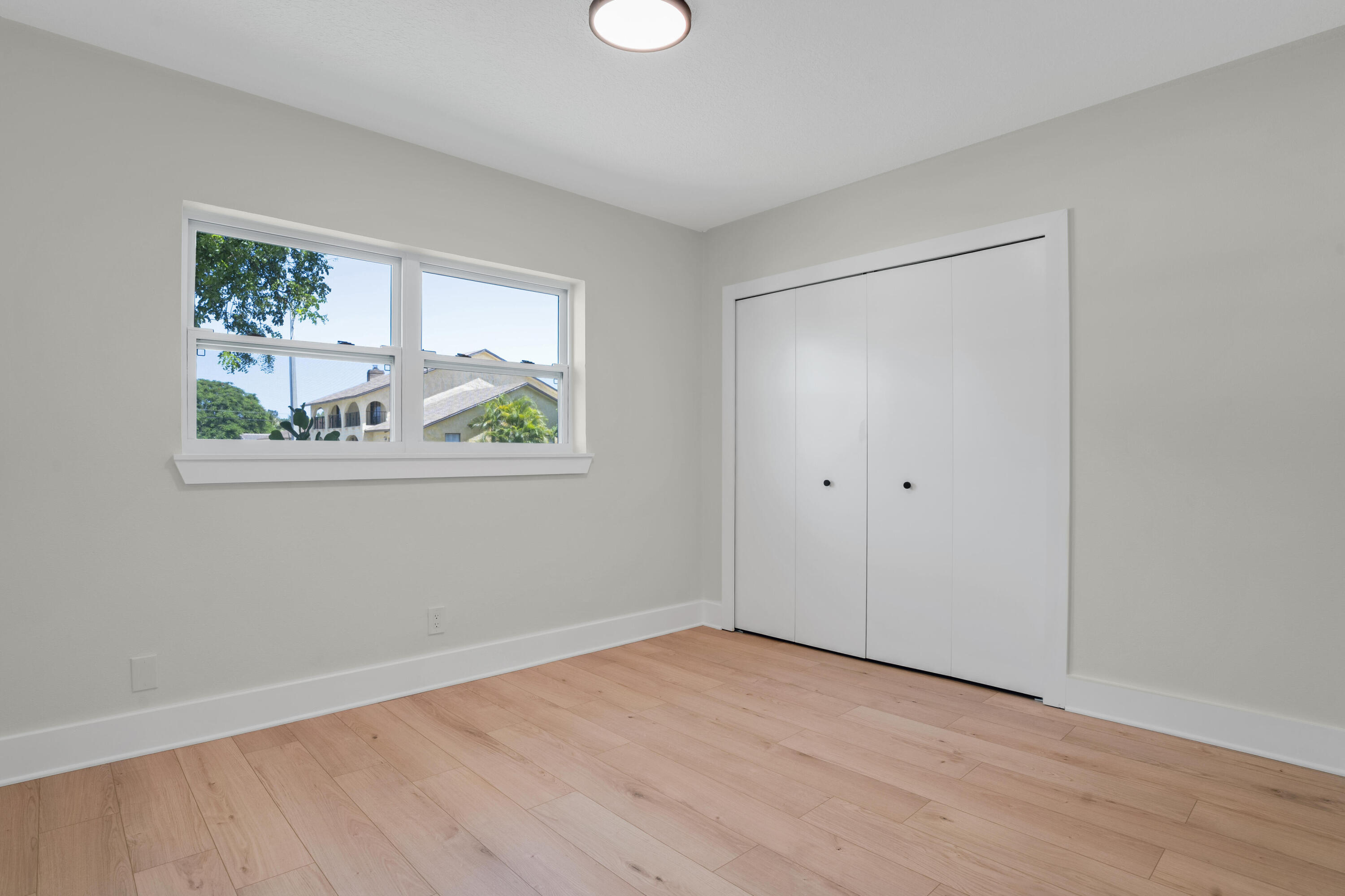 DELRAY SHORES FIRST ADD - Residential