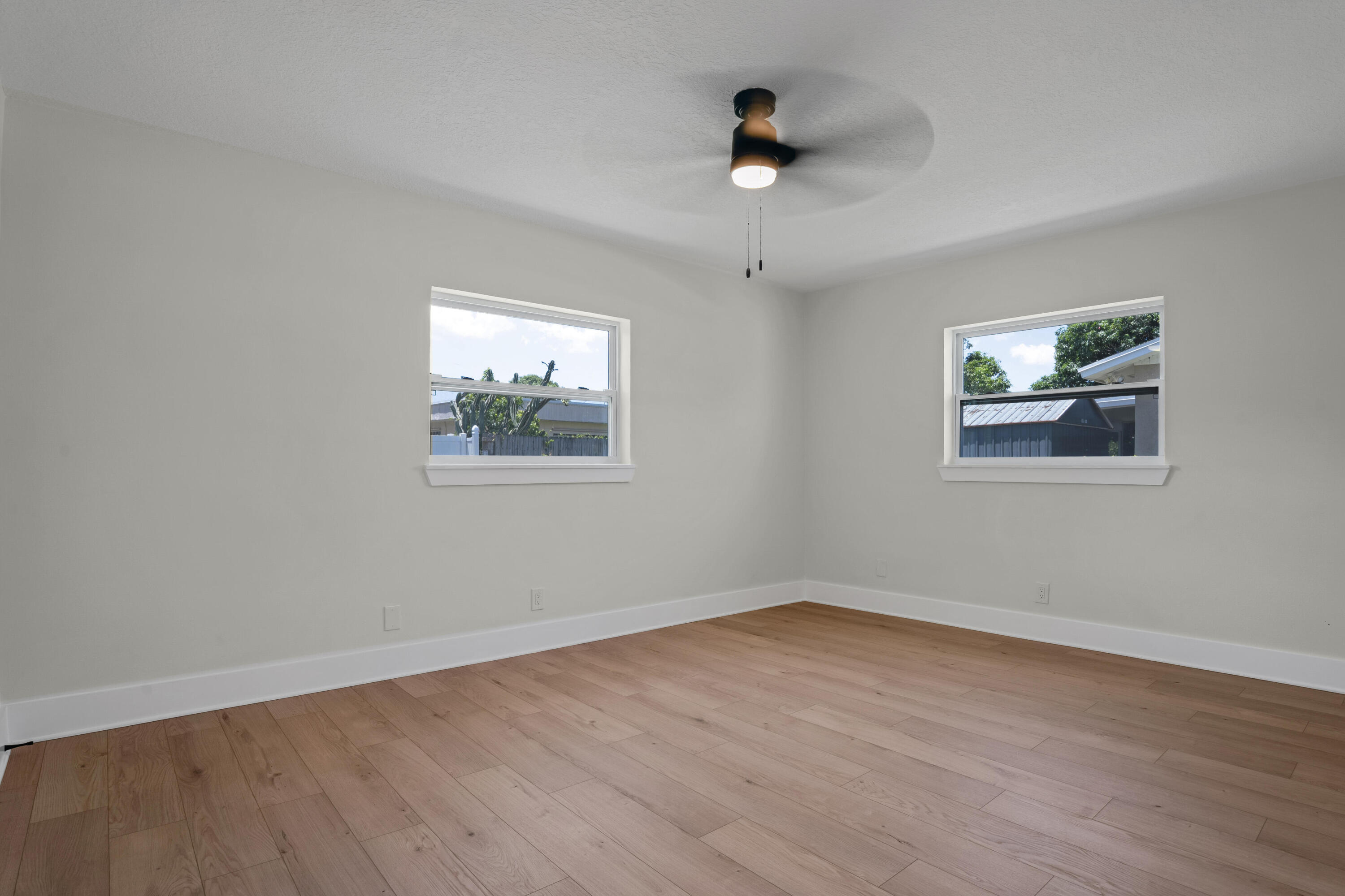 DELRAY SHORES FIRST ADD - Residential