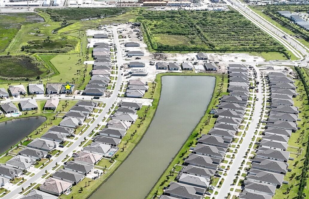 DEL WEBB TRADITION - Residential