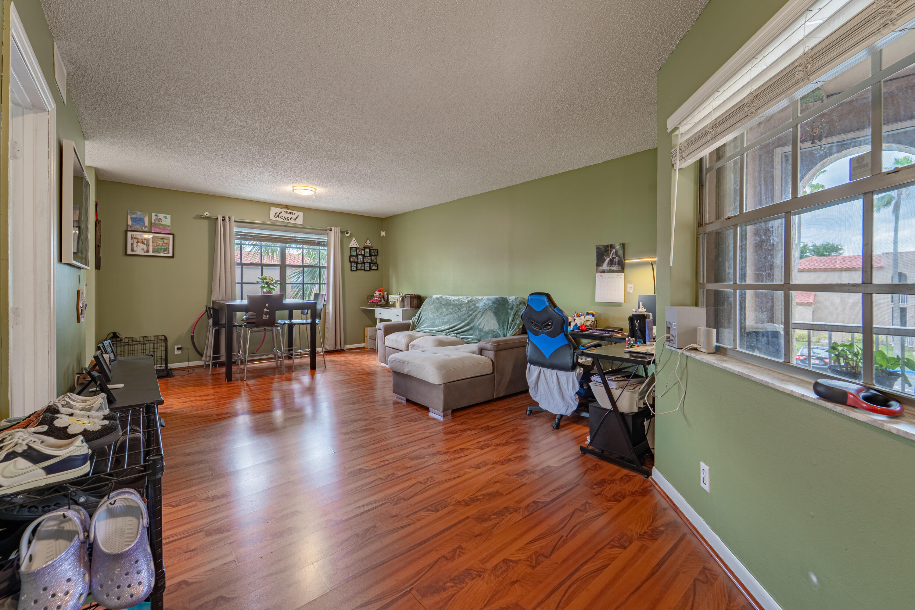 WINDMILL LAKES I CONDO - Residential