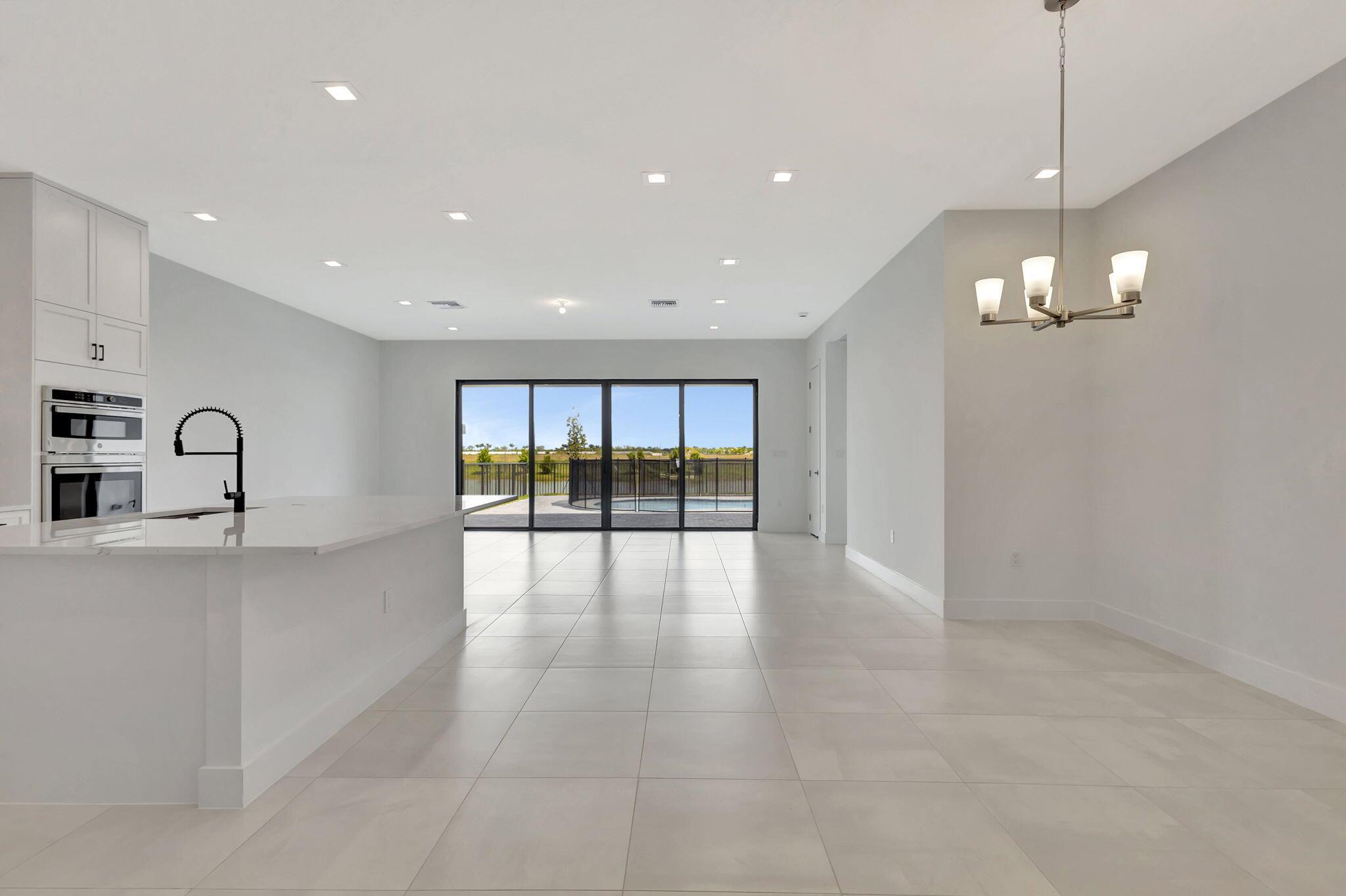 13139 Feathering Way