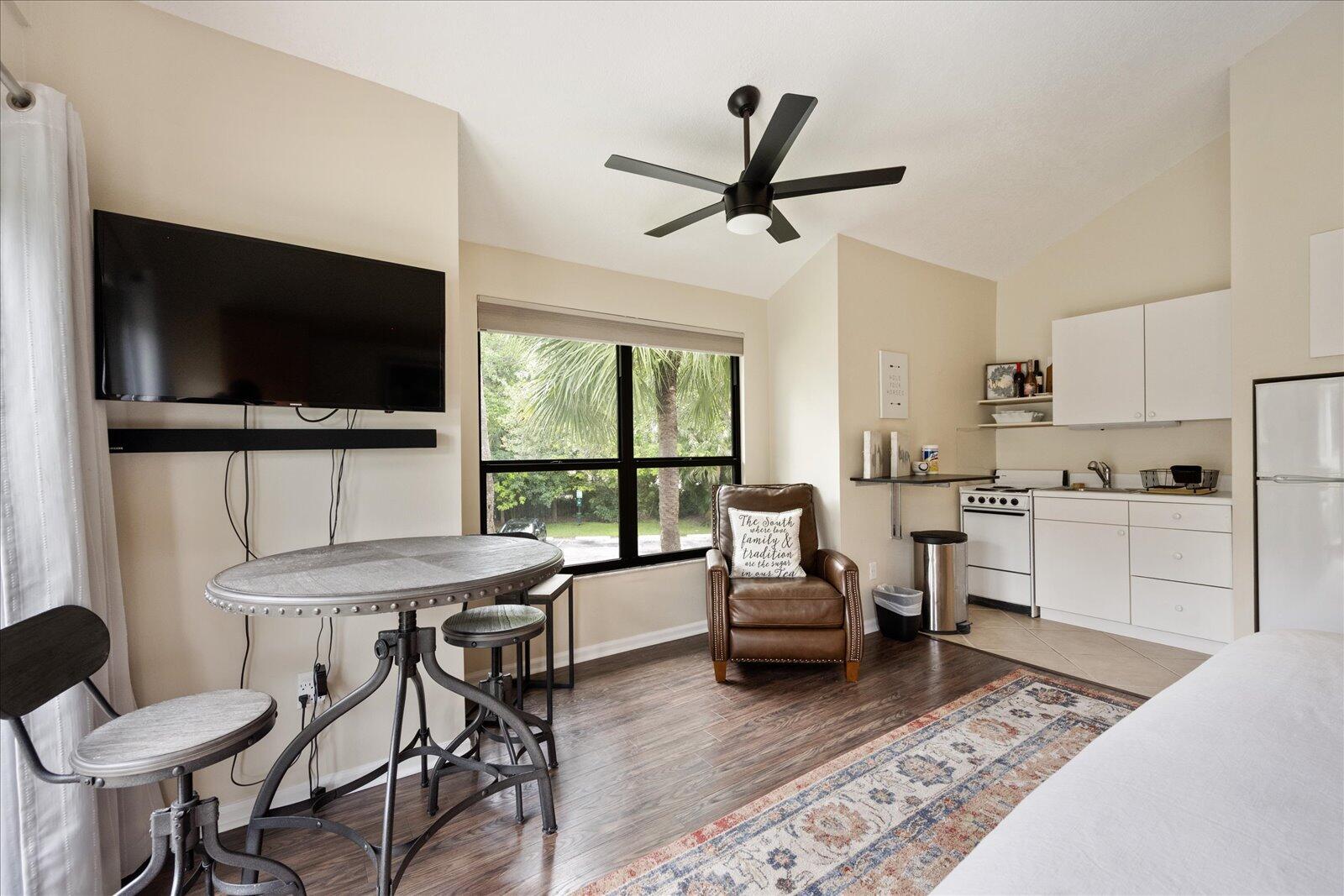11863 Wimbledon Circle 539