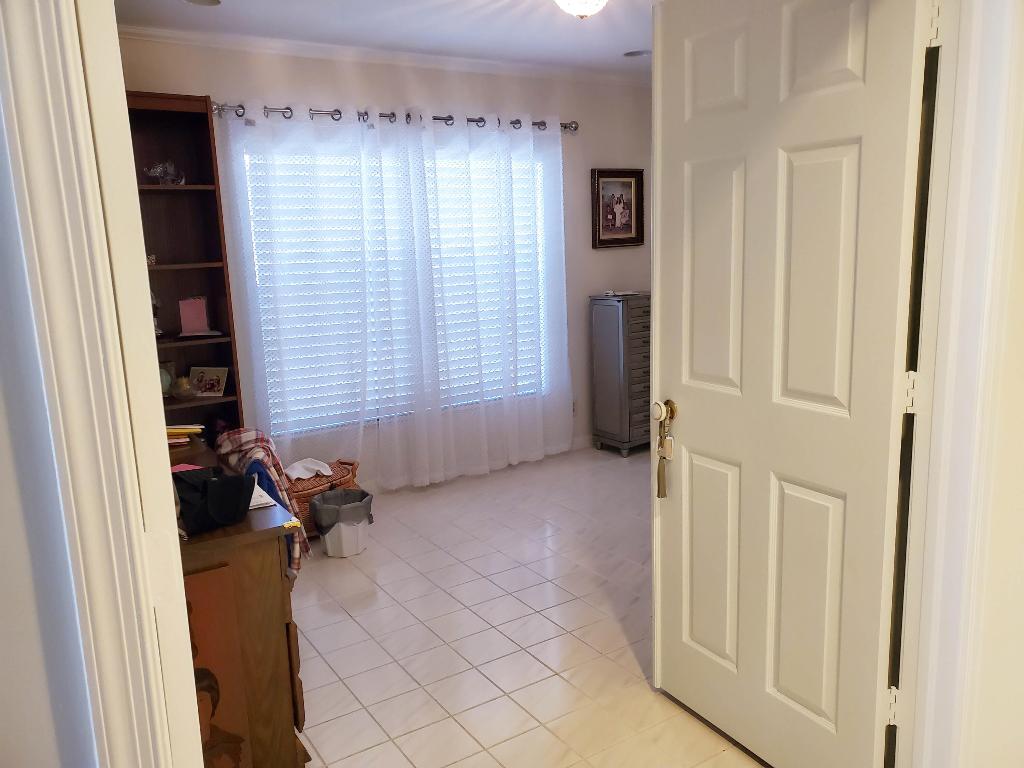 TOWN PLACE CLUB VILLAS - Residential Lease