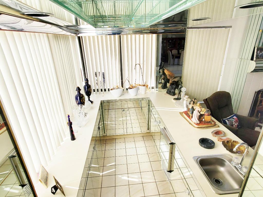 TOWN PLACE CLUB VILLAS - Residential Lease