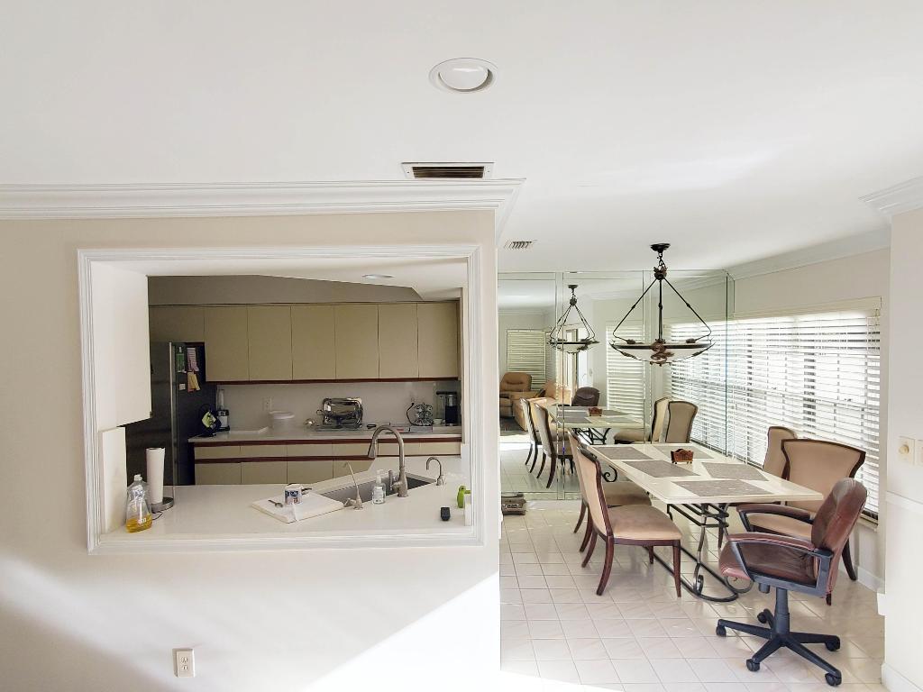 TOWN PLACE CLUB VILLAS - Residential Lease