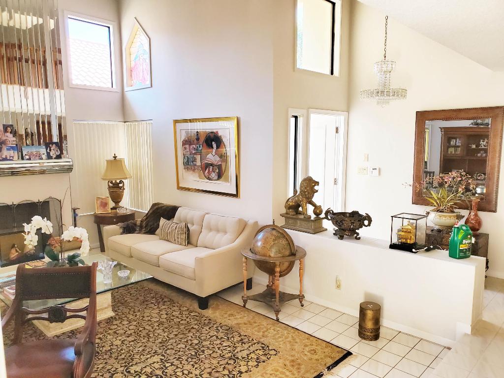 TOWN PLACE CLUB VILLAS - Residential Lease