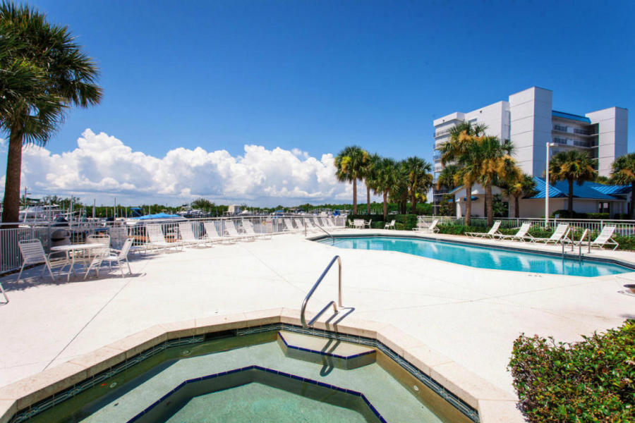 5167 N Highway A1a Highway 606