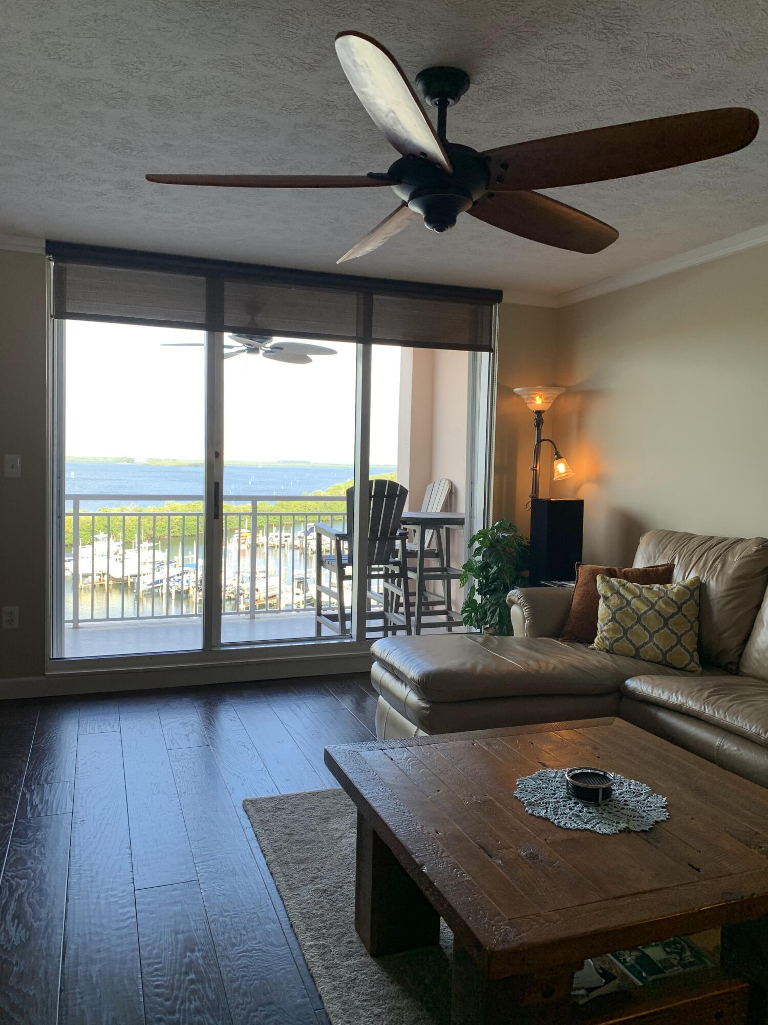 OCEAN HARBOUR TOWER CONDOMINIUM E - Residential