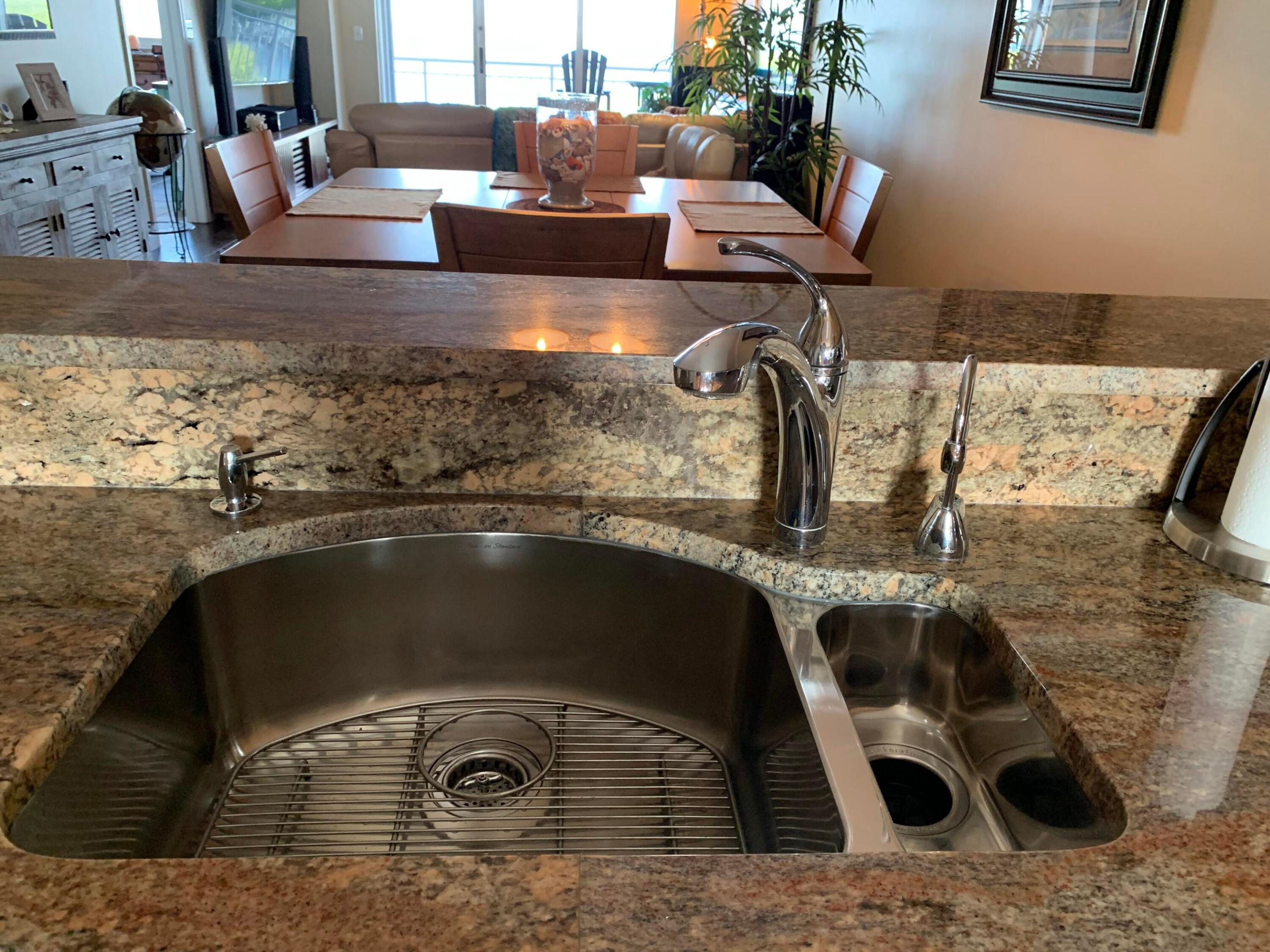 OCEAN HARBOUR TOWER CONDOMINIUM E - Residential