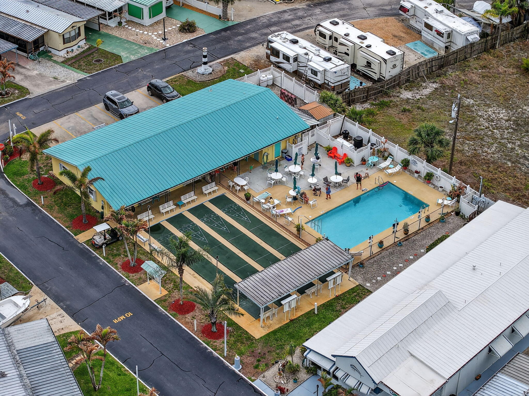 Sea Breeze Mobile Manor - Residential