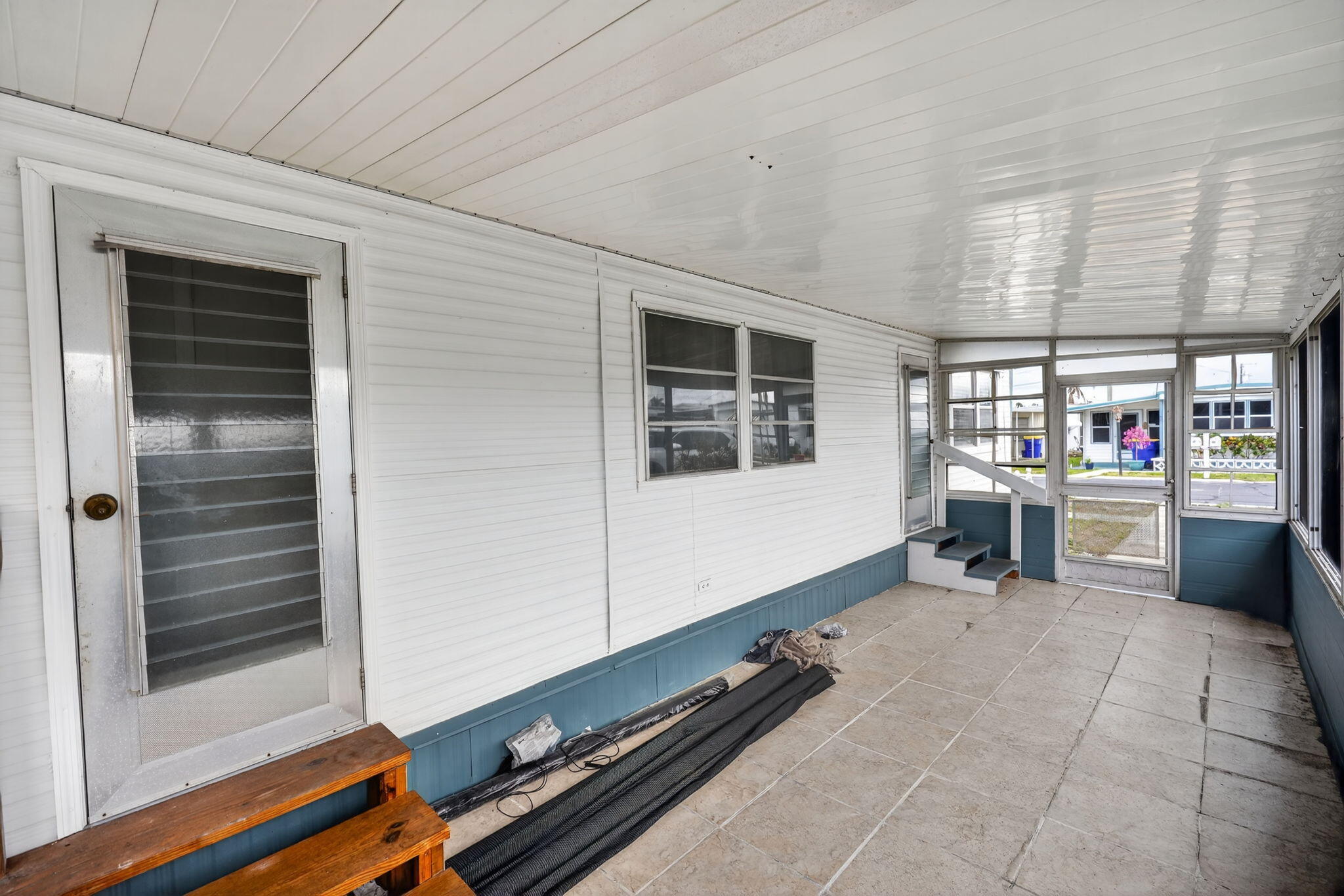 10885 SE Federal Highway