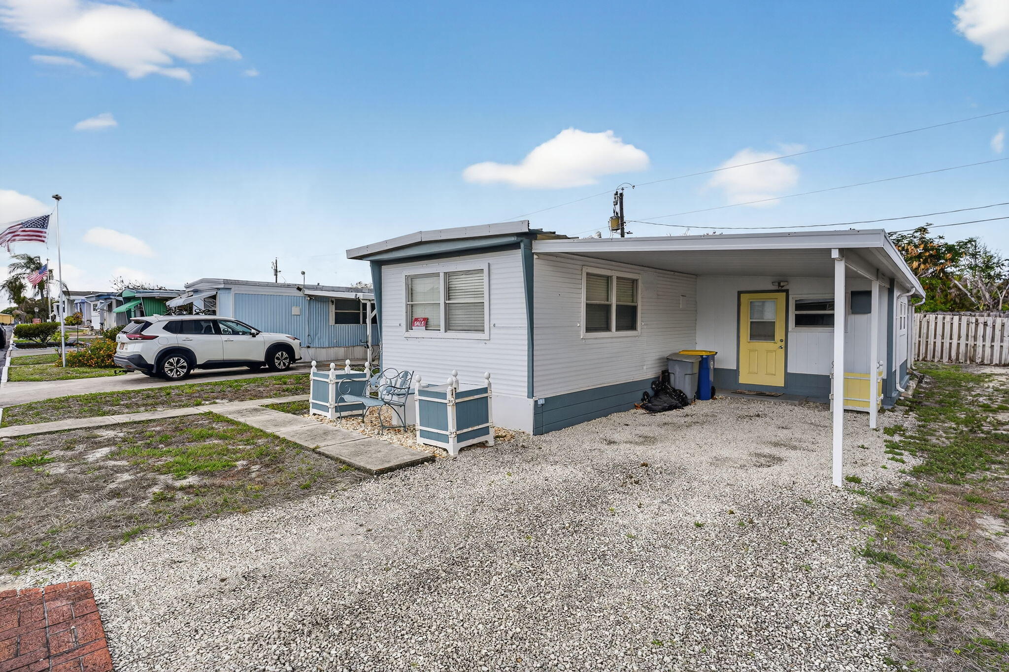 Sea Breeze Mobile Manor - Residential