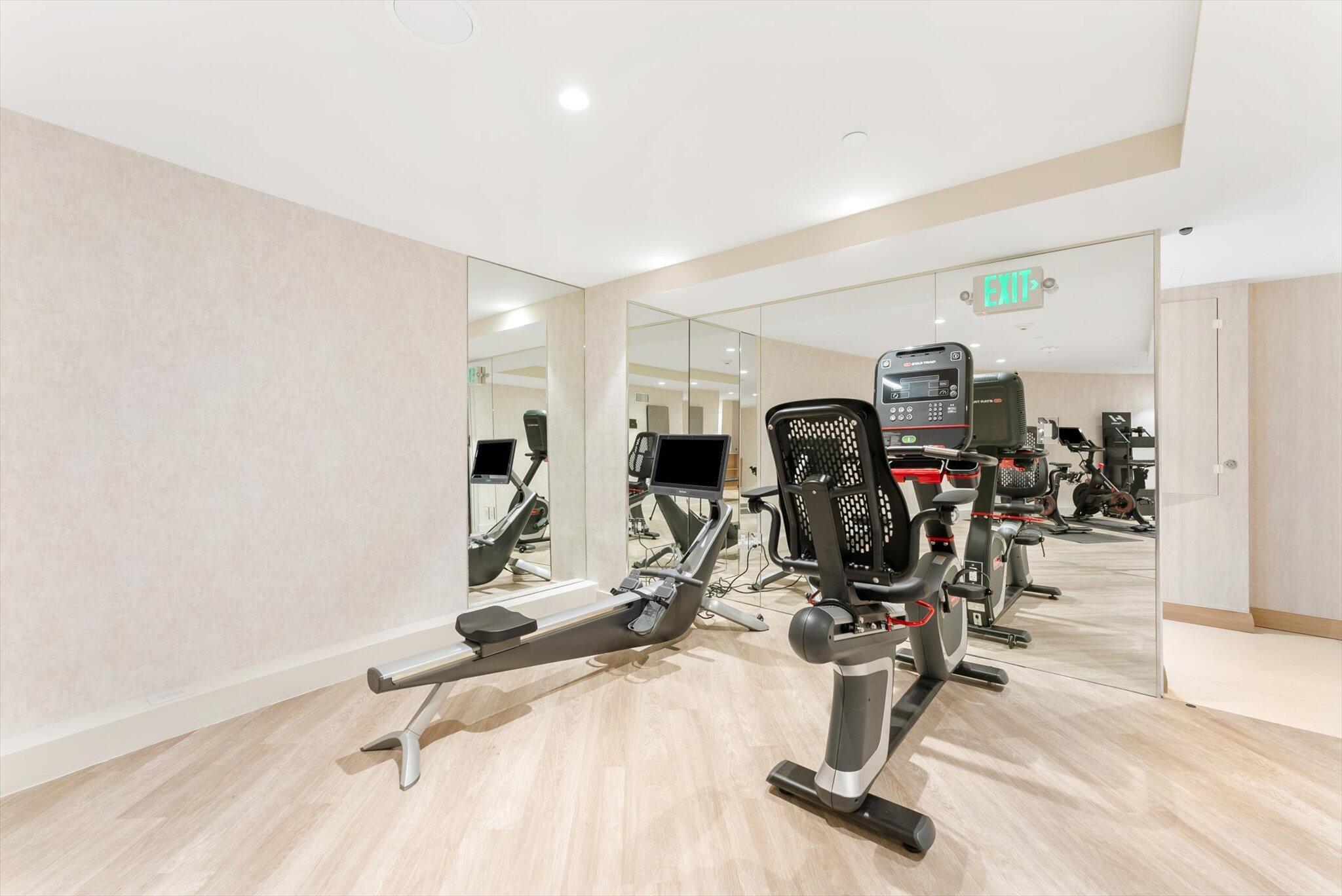 PRESIDENTIAL PLACE CONDO - Residential