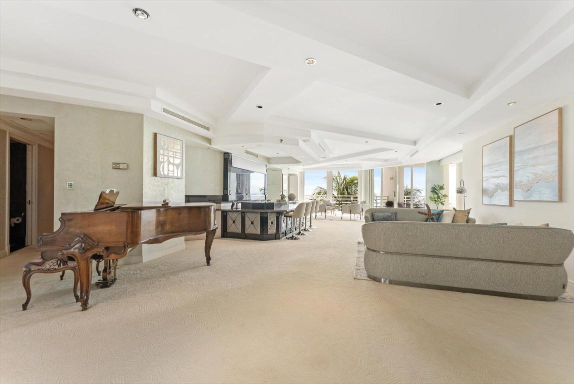 PRESIDENTIAL PLACE CONDO - Residential