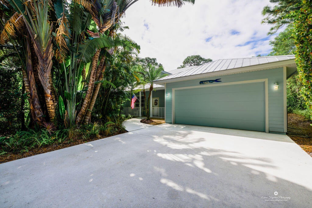 Photo of 5415 SW Landing Creek Drive, Palm City, FL 34990 (MLS # R11076595)