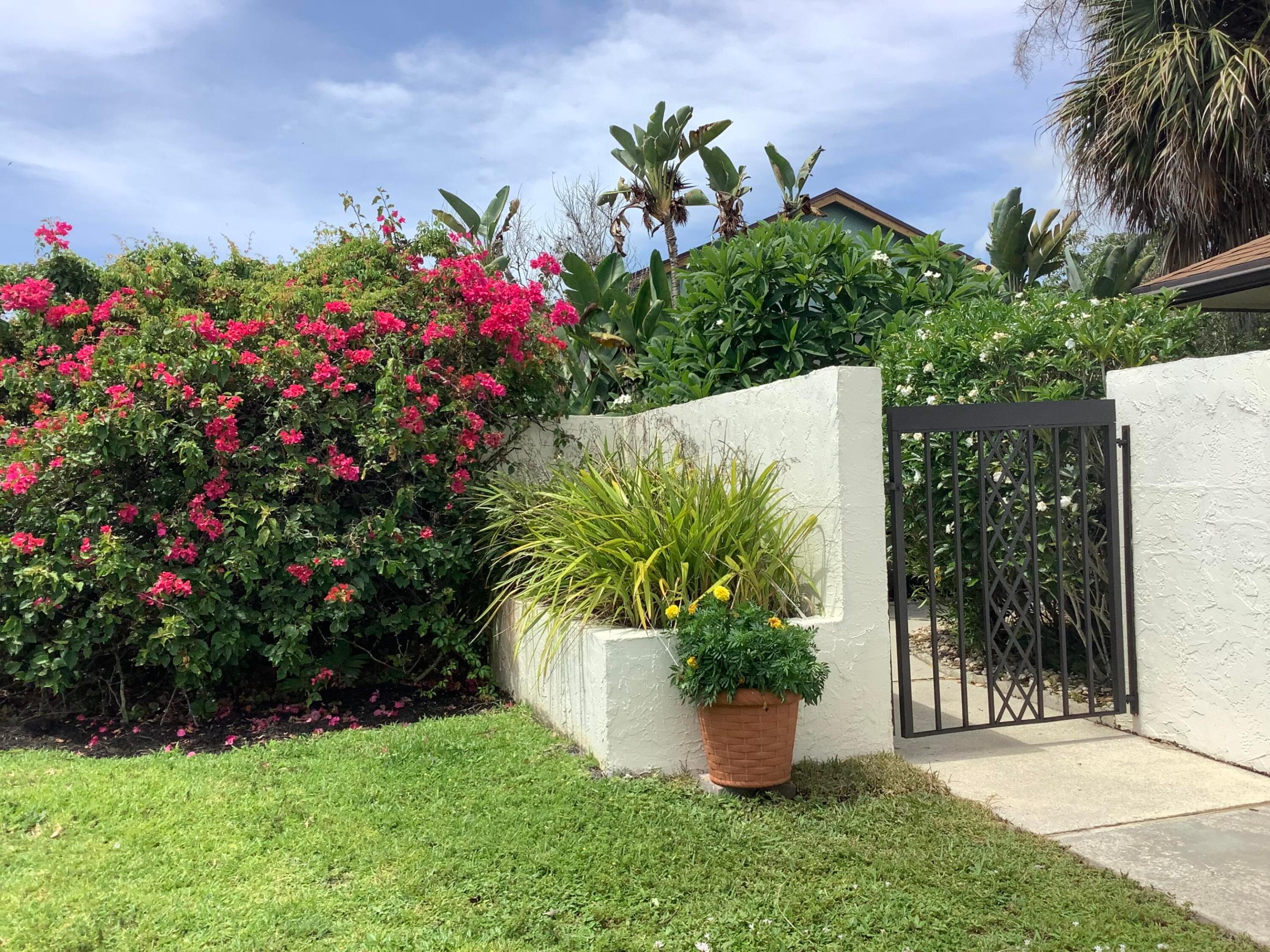 458 SW 29th Avenue