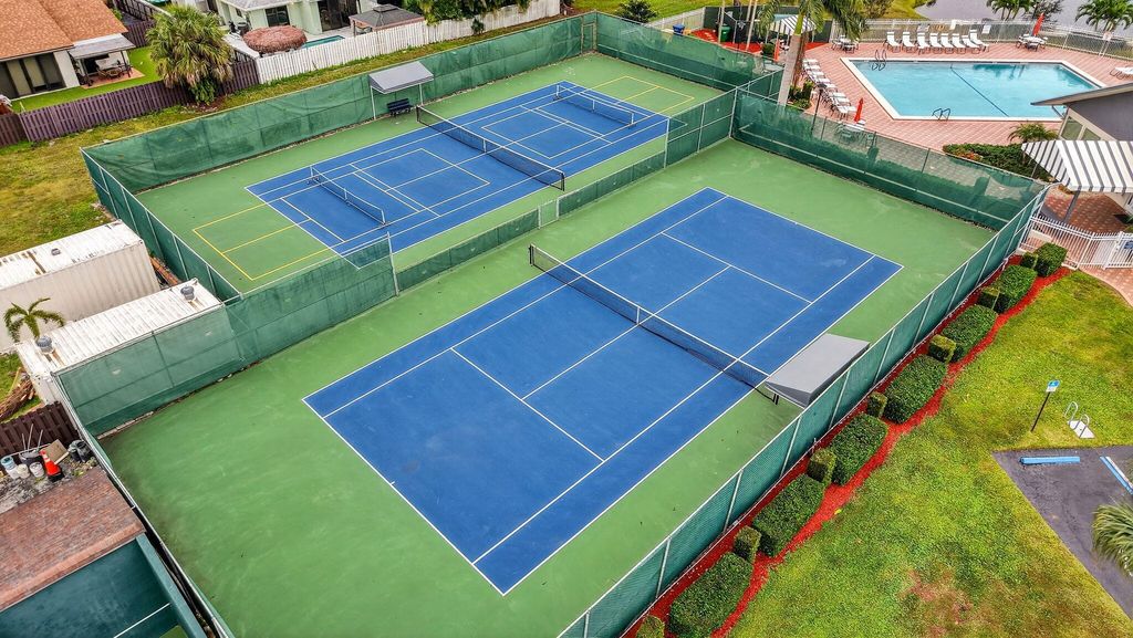 Photo of 458 SW 29th Avenue, Delray Beach, FL 33445 (MLS # B26042560)