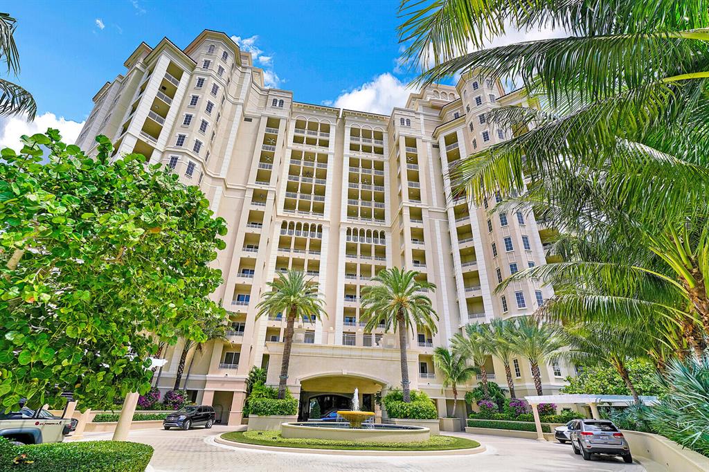 ONE WATERMARK PLACE OF THE PALM BEACHES - Residential