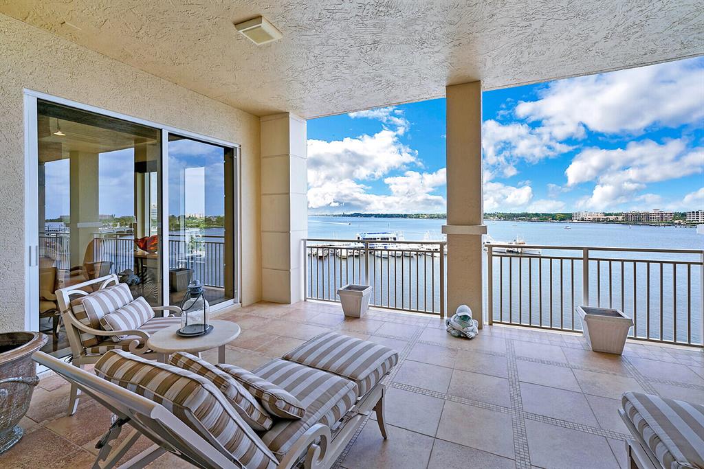 ONE WATERMARK PLACE OF THE PALM BEACHES - Residential