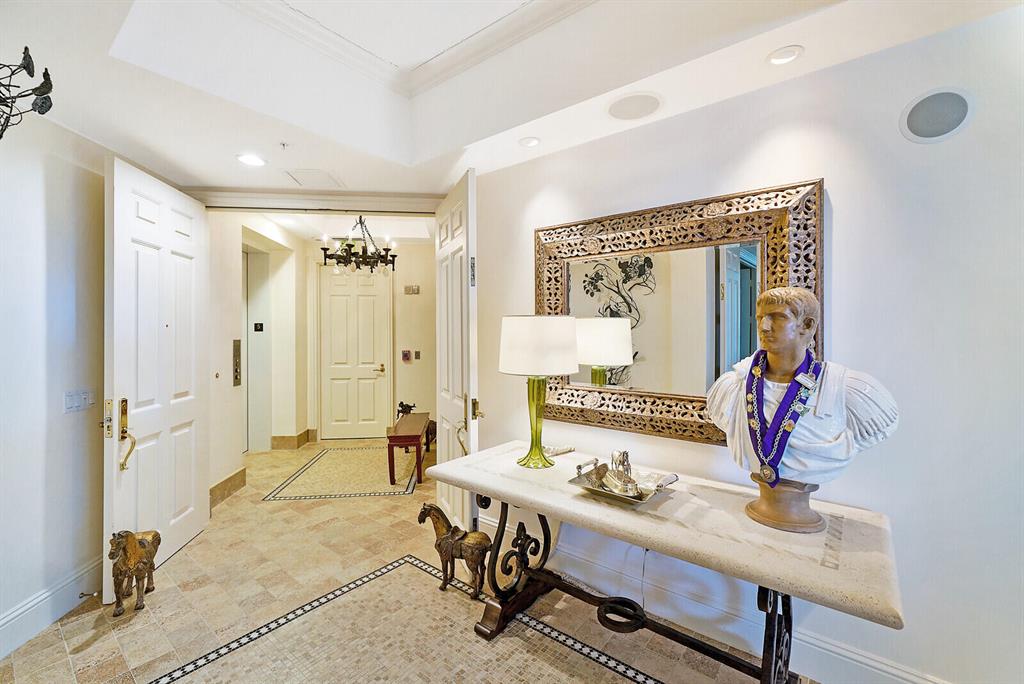 ONE WATERMARK PLACE OF THE PALM BEACHES - Residential