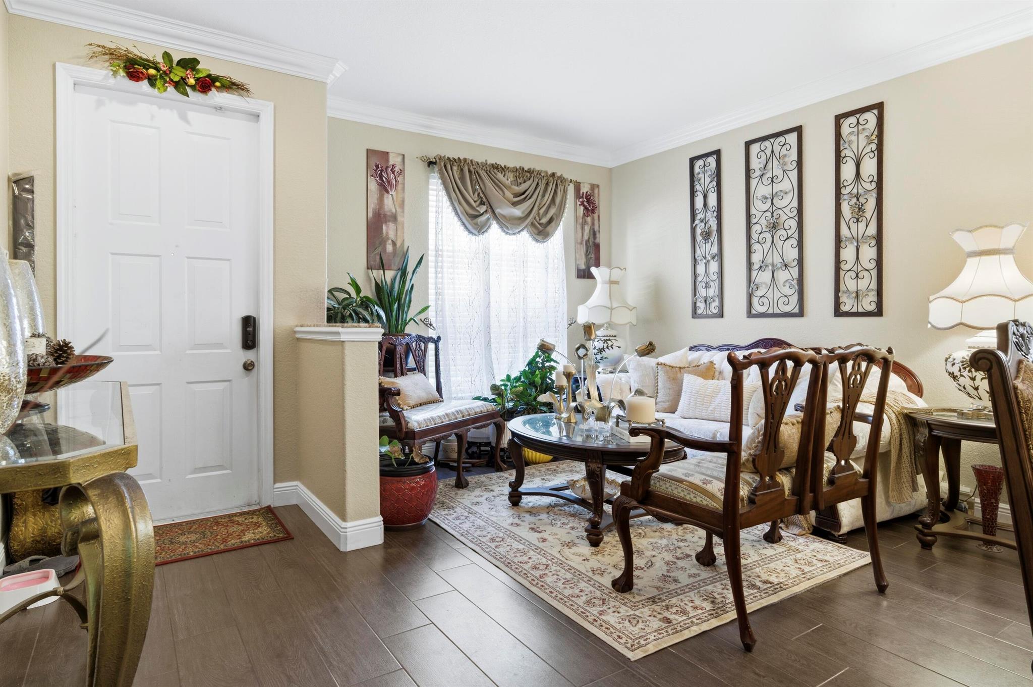 4439 Lake Tahoe Circle