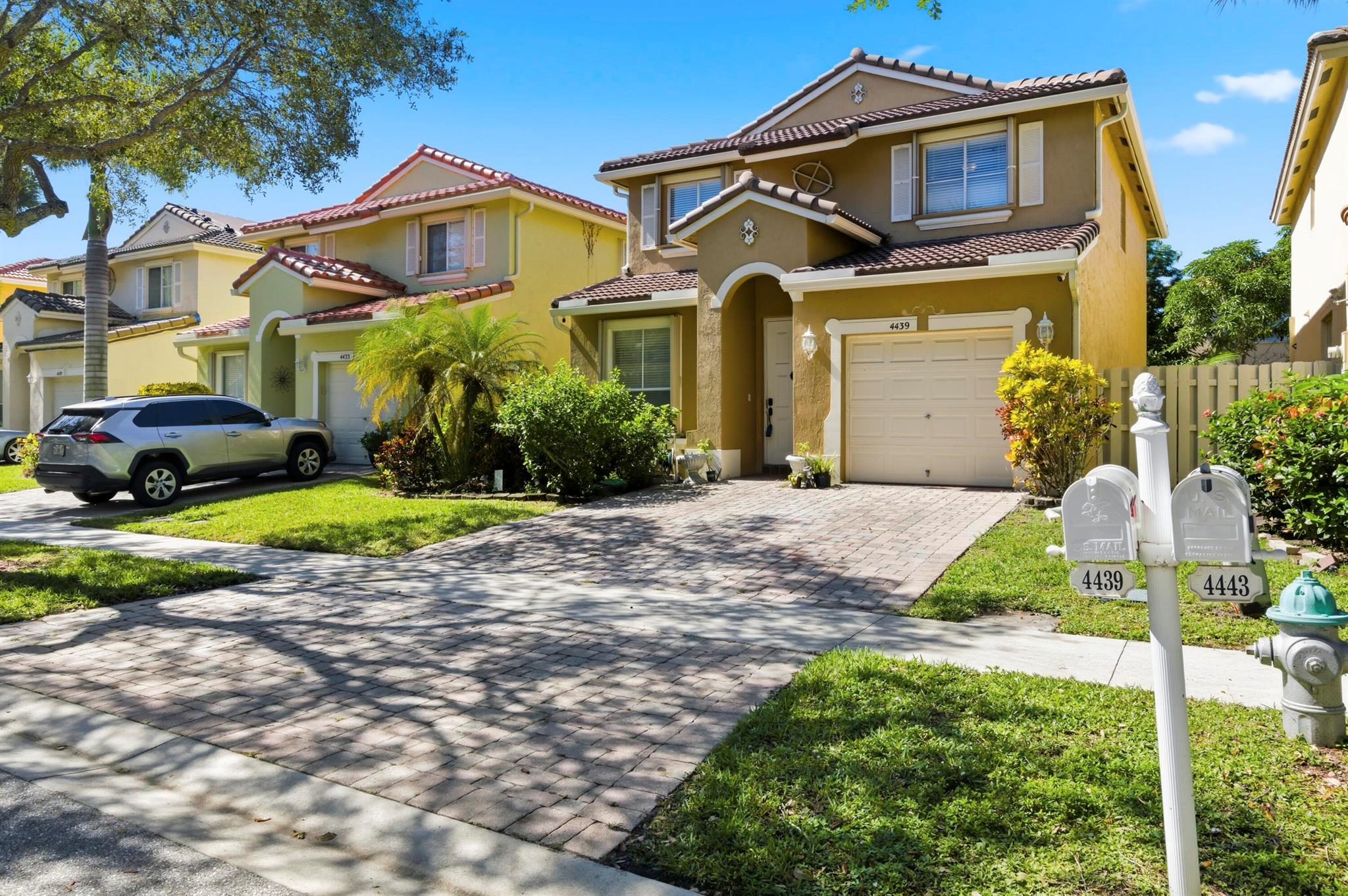 4439 Lake Tahoe Circle