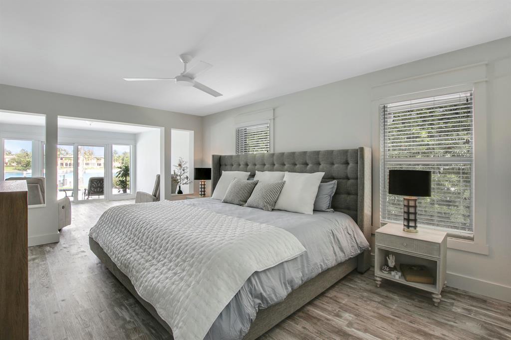 ROLLING HILLS - Residential