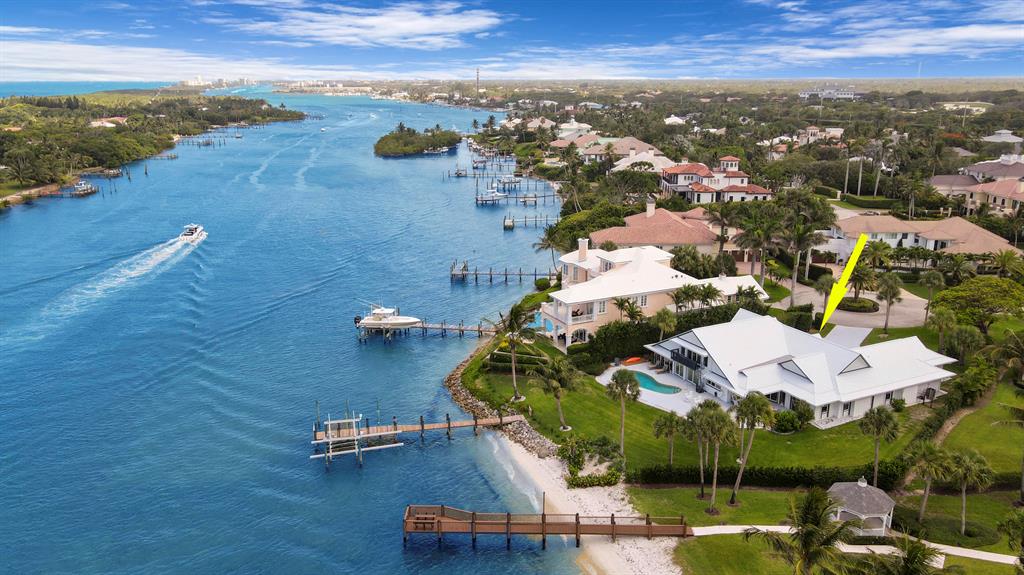 ROLLING HILLS - Residential