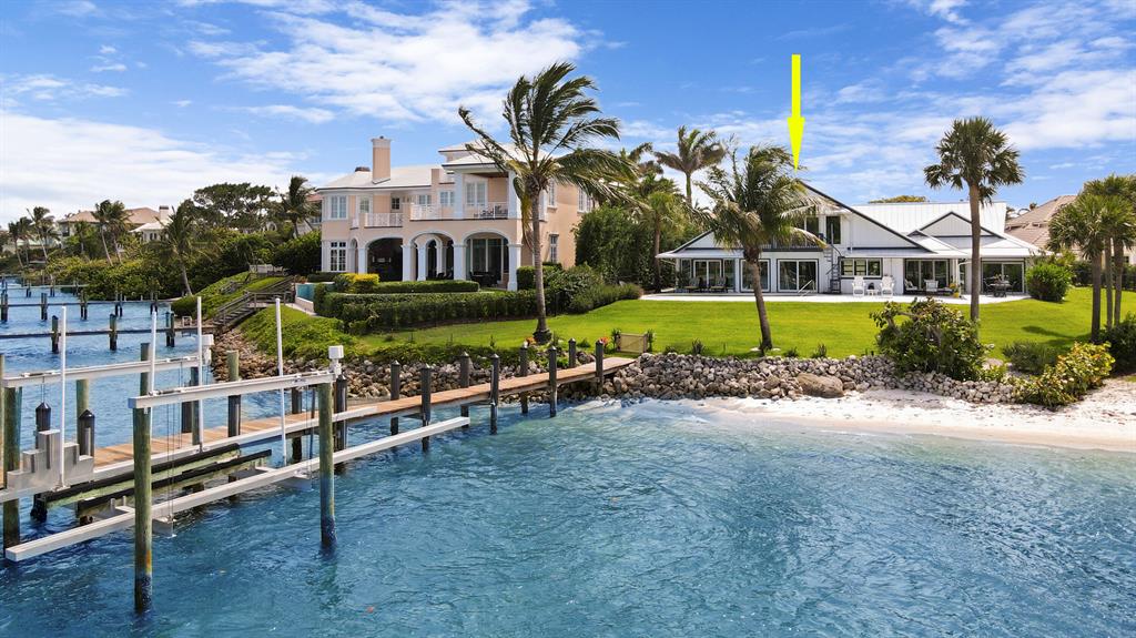 ROLLING HILLS - Residential