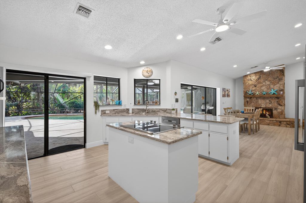 Photo of 8166 N 155th Place, Palm Beach Gardens, FL 33418 (MLS # R11164481)