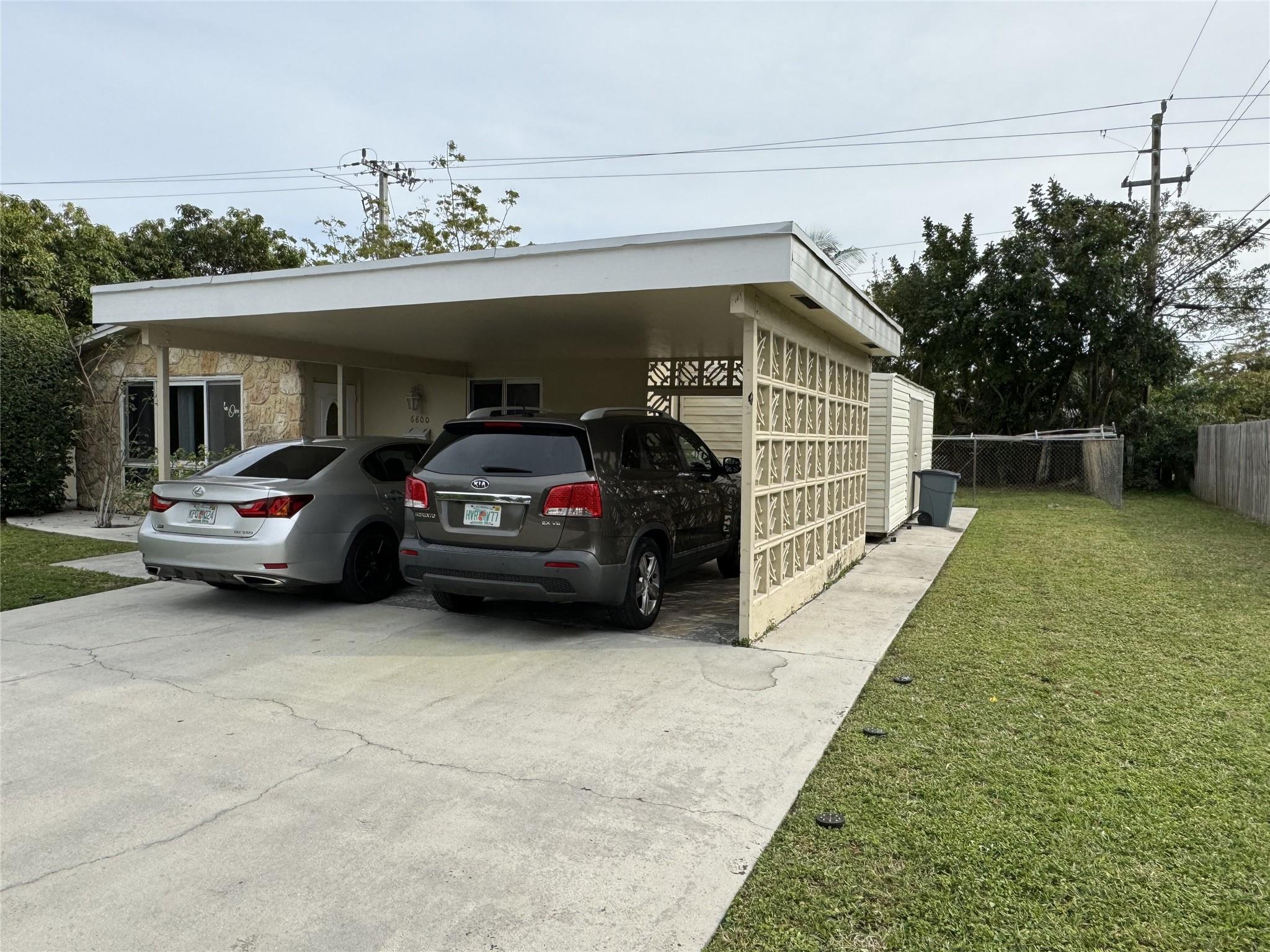 Plantation Sunrise Height - Residential