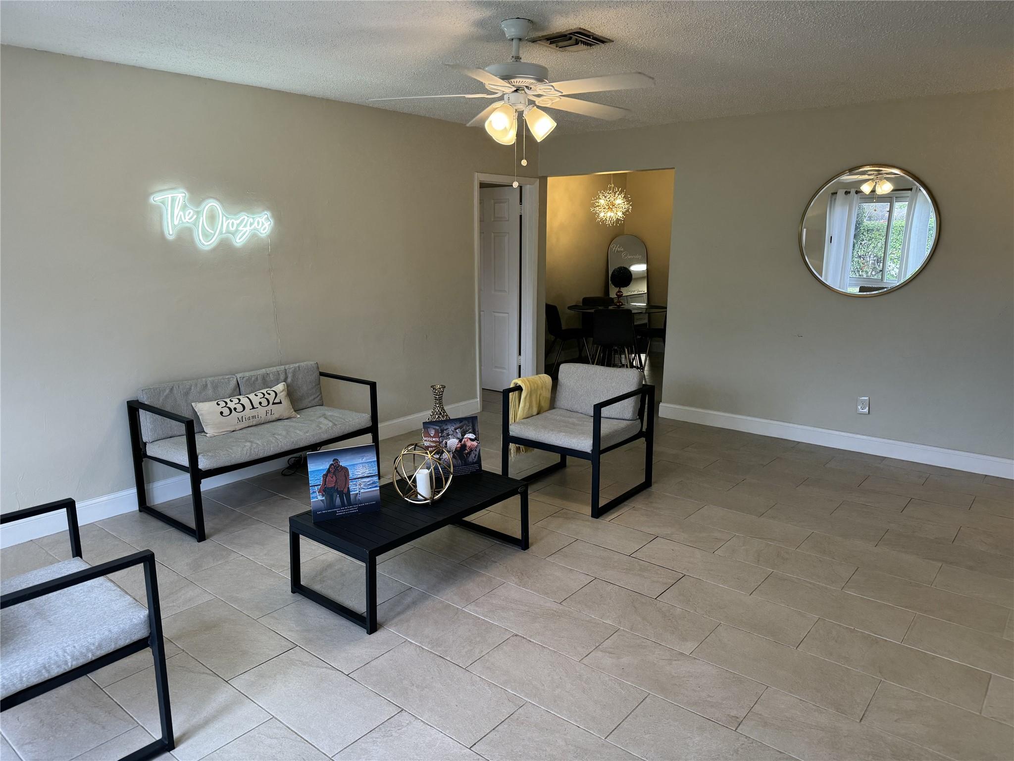 Plantation Sunrise Height - Residential