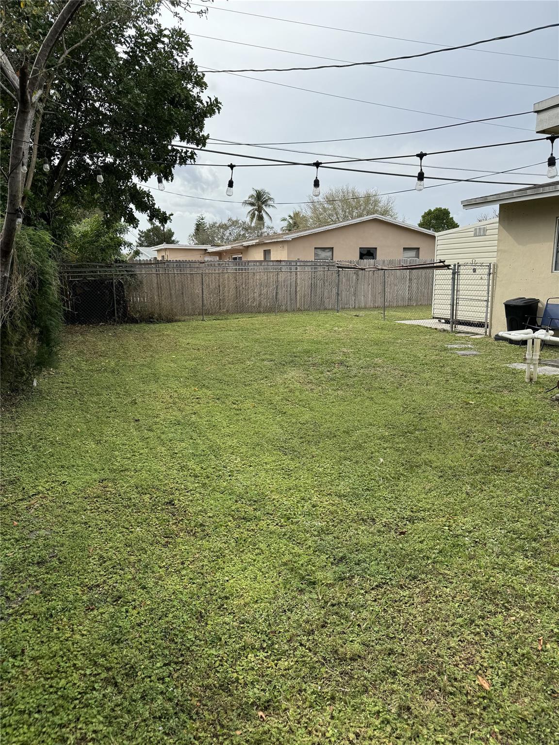 Plantation Sunrise Height - Residential