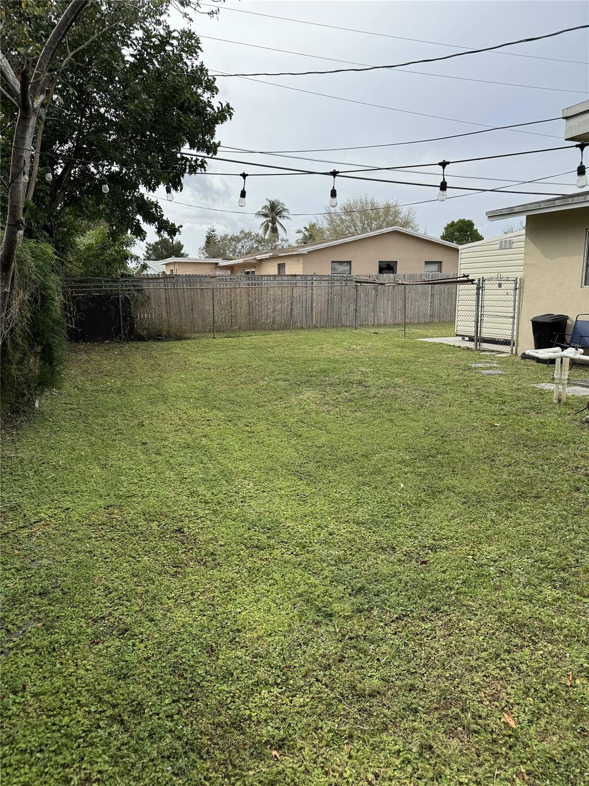 Plantation Sunrise Height - Residential